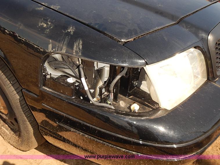 image for item E7771 2011 Ford Crown Victoria Police Interceptor