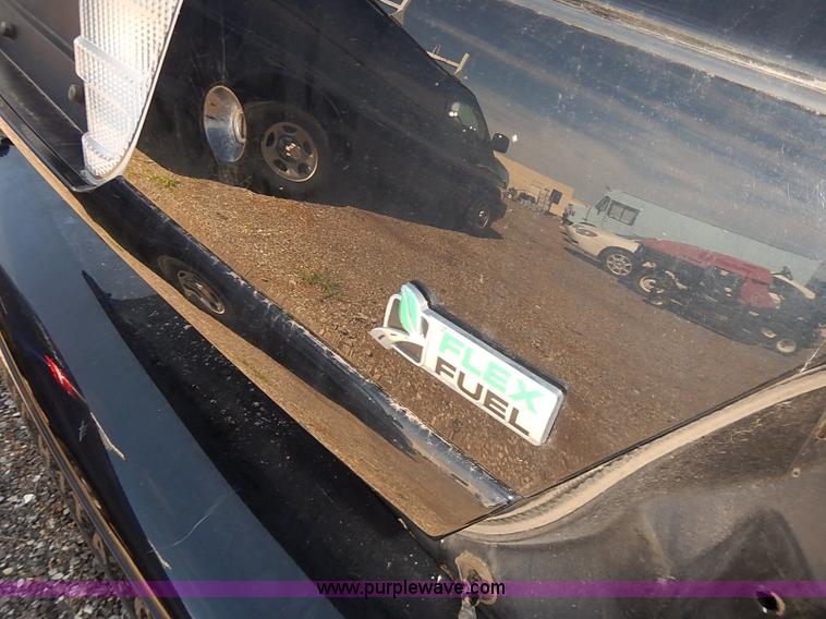 image for item E7771 2011 Ford Crown Victoria Police Interceptor