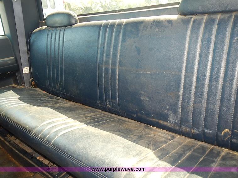 image for item E7774 2000 Chevrolet 2500 Ext. Cab pickup truck