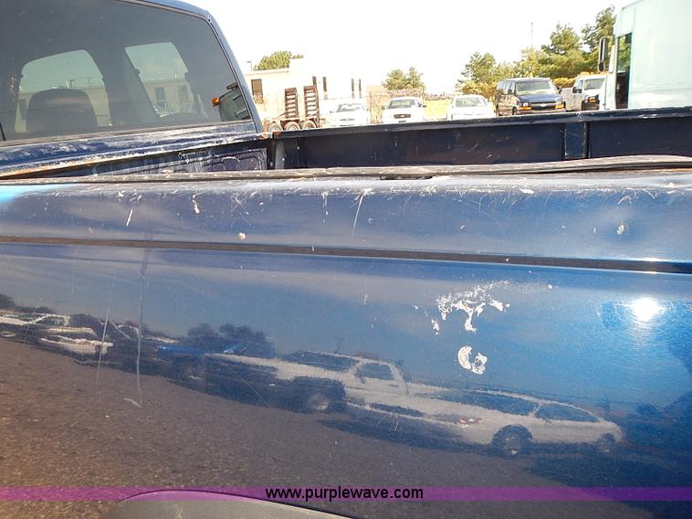 image for item E7774 2000 Chevrolet 2500 Ext. Cab pickup truck