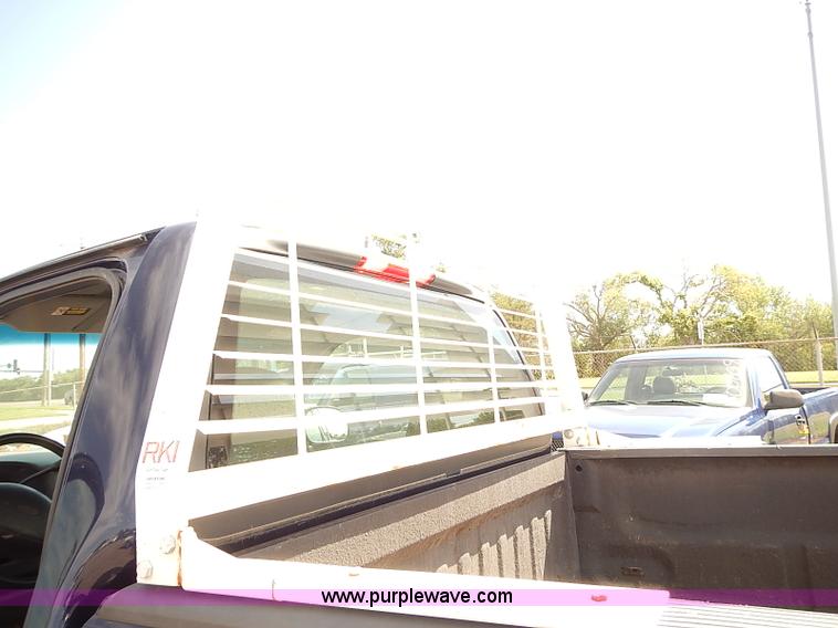 image for item E7777 2002 Ford F150 XL pickup truck