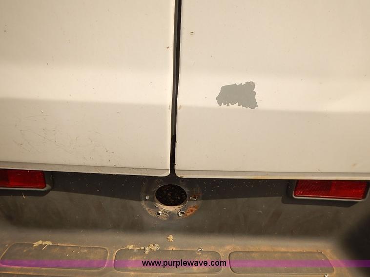 image for item E7778 2002 Chevrolet Express 1500 Cargo van