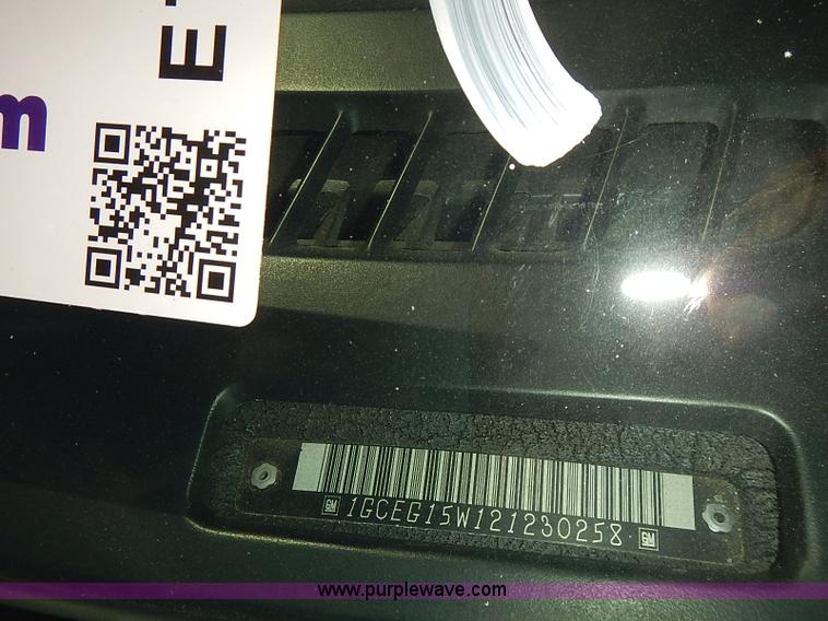 image for item E7778 2002 Chevrolet Express 1500 Cargo van