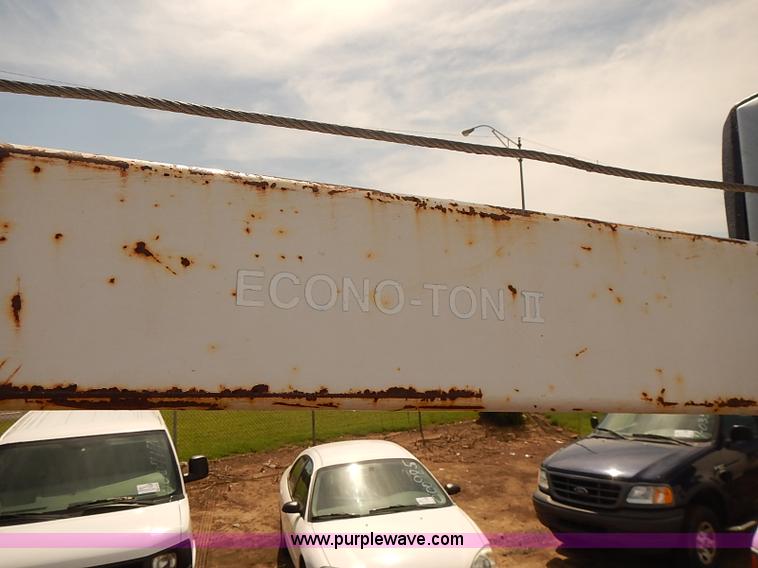 image for item E7779 2003 Chevrolet Silverado 3500 stake body flatbed truck with crane