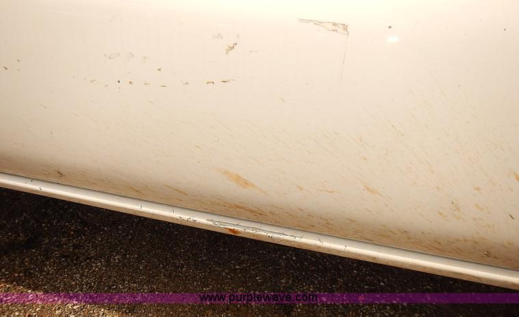 image for item E7780 2005 Chevrolet Silverado 2500HD Crew Cab pickup truck