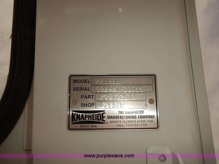 image for item E7780 2005 Chevrolet Silverado 2500HD Crew Cab pickup truck