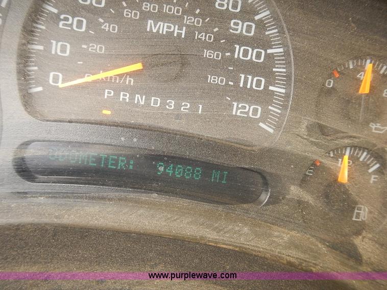 image for item E7781 2006 Chevrolet Silverado 2500HD Crew Cab pickup truck