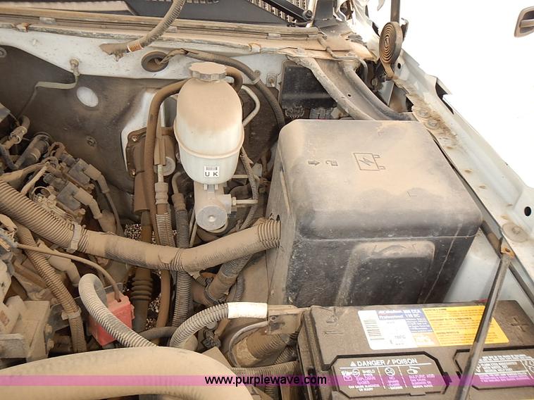 image for item E7781 2006 Chevrolet Silverado 2500HD Crew Cab pickup truck