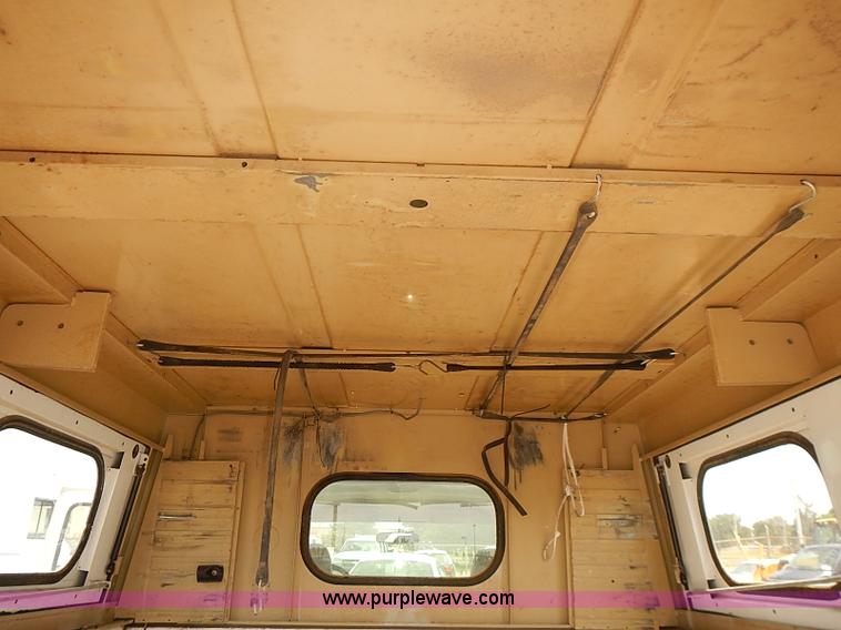 image for item E7781 2006 Chevrolet Silverado 2500HD Crew Cab pickup truck