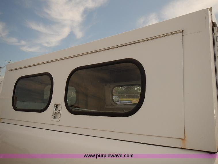 image for item E7781 2006 Chevrolet Silverado 2500HD Crew Cab pickup truck