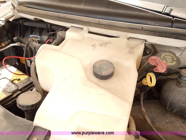 image for item E7782 2002 Chevrolet Express 1500 Cargo van