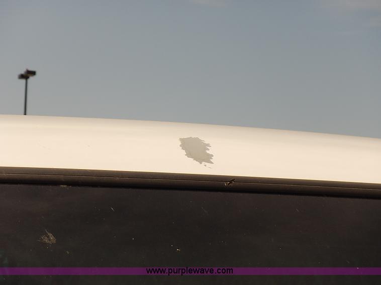 image for item E7782 2002 Chevrolet Express 1500 Cargo van