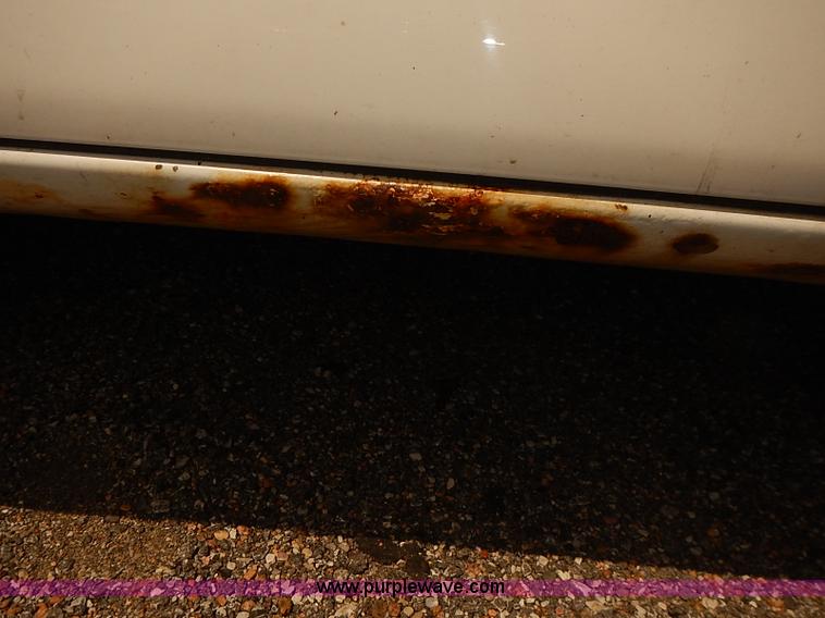 image for item E7782 2002 Chevrolet Express 1500 Cargo van