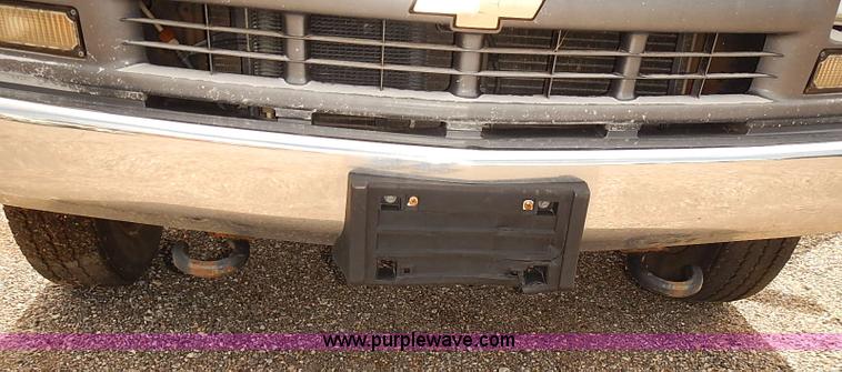 image for item E7783 1999 Chevrolet 2500 Ext. Cab pickup truck