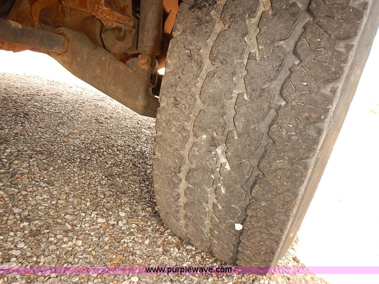 image for item E7783 1999 Chevrolet 2500 Ext. Cab pickup truck