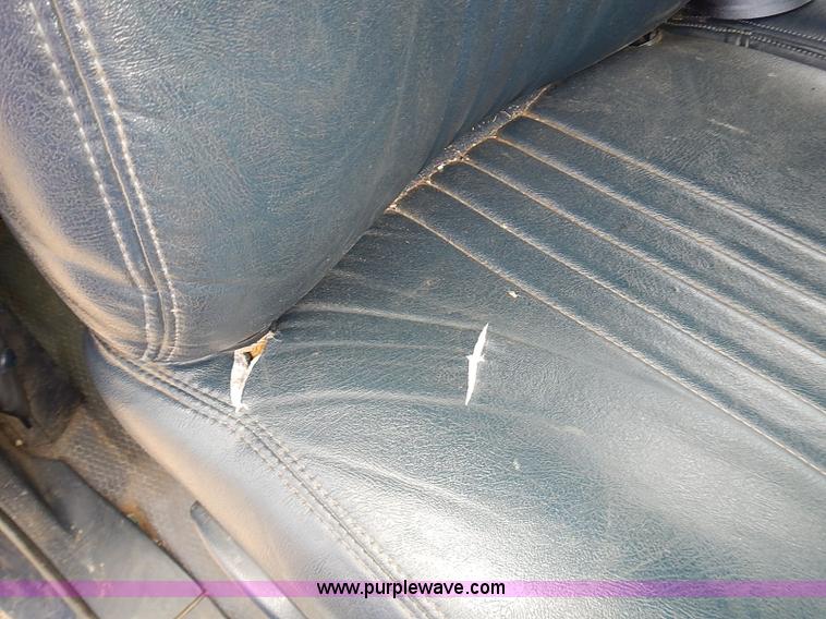 image for item E7783 1999 Chevrolet 2500 Ext. Cab pickup truck