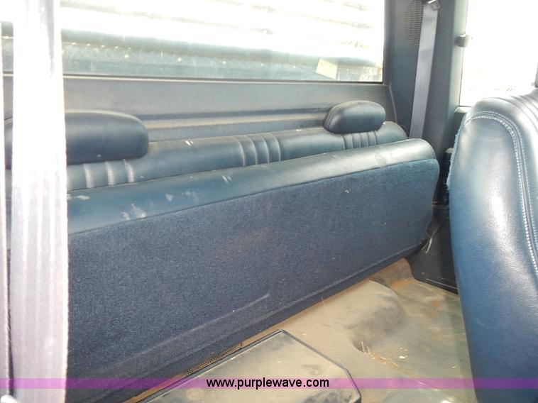 image for item E7783 1999 Chevrolet 2500 Ext. Cab pickup truck