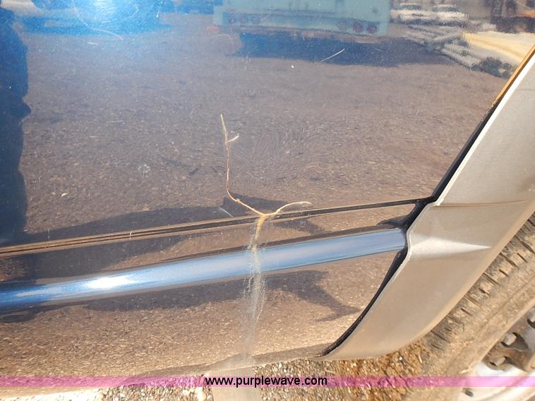 image for item E7783 1999 Chevrolet 2500 Ext. Cab pickup truck