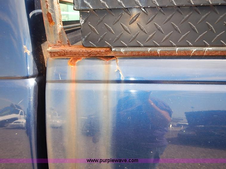 image for item E7783 1999 Chevrolet 2500 Ext. Cab pickup truck