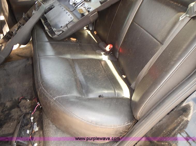 image for item E7785 2010 Ford Crown Victoria Police Interceptor