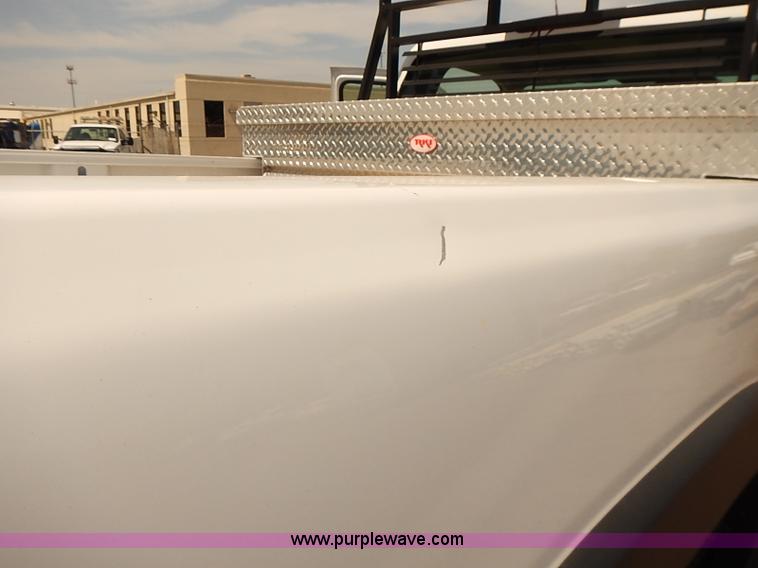 image for item E7788 2005 Chevrolet Silverado 2500HD pickup truck