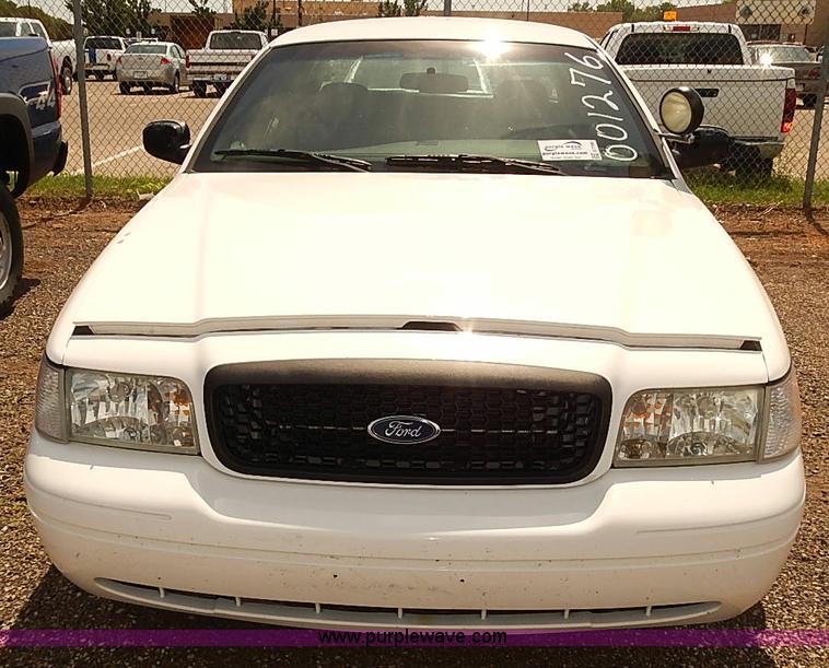 image for item E7790 2006 Ford Crown Victoria Police Interceptor