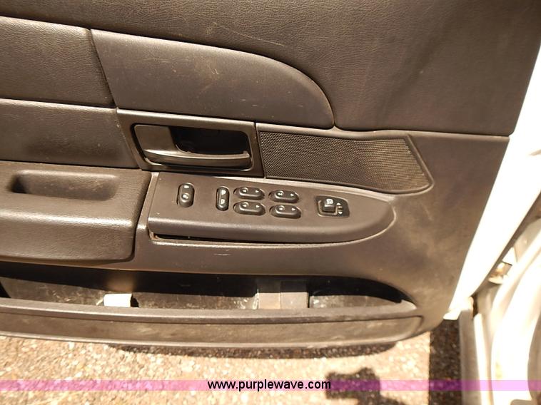 image for item E7790 2006 Ford Crown Victoria Police Interceptor