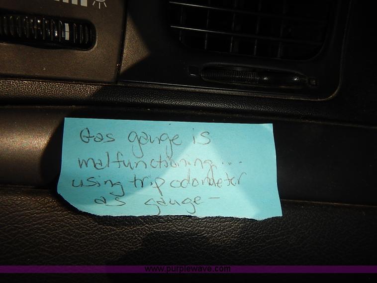 image for item E7790 2006 Ford Crown Victoria Police Interceptor