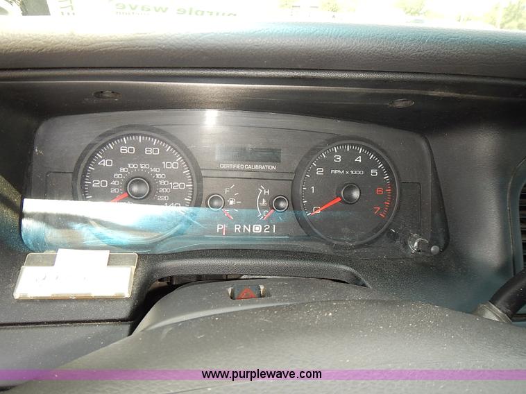 image for item E7790 2006 Ford Crown Victoria Police Interceptor