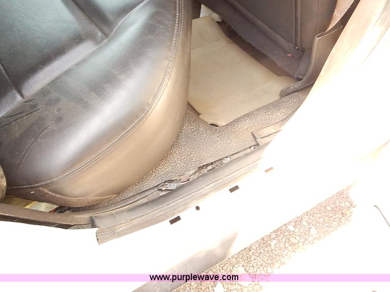 image for item E7790 2006 Ford Crown Victoria Police Interceptor