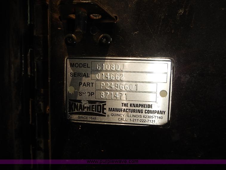 image for item E7791 2002 Chevrolet Silverado 3500 utility truck