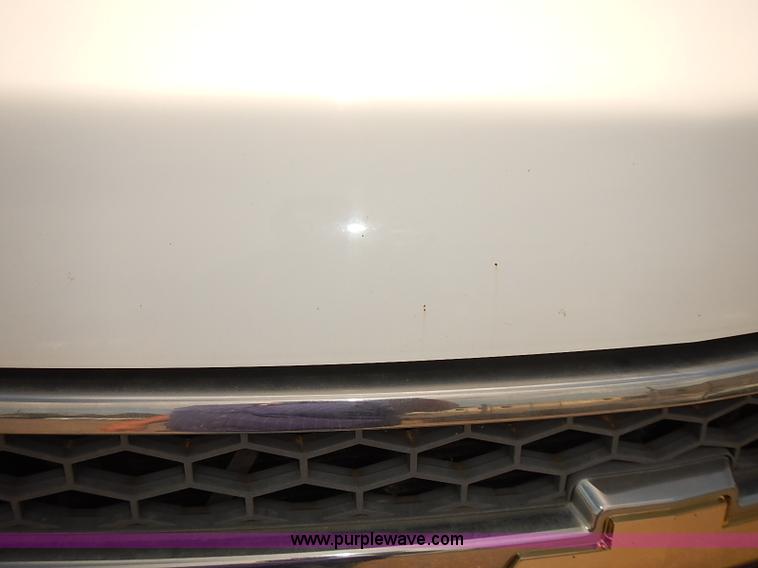 image for item E7792 2005 Chevrolet Silverado 2500HD Ext. Cab pickup truck