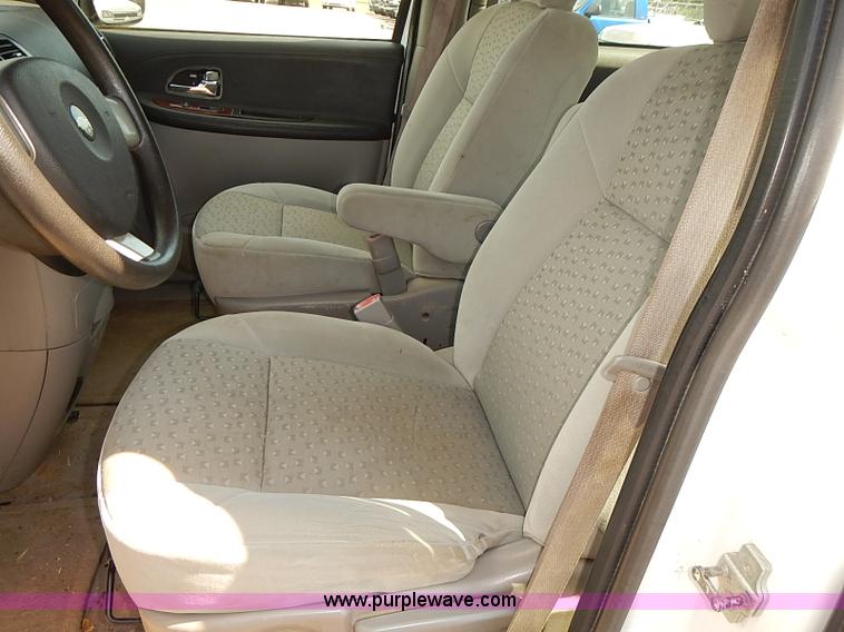 image for item E7793 2008 Chevrolet Uplander LS van