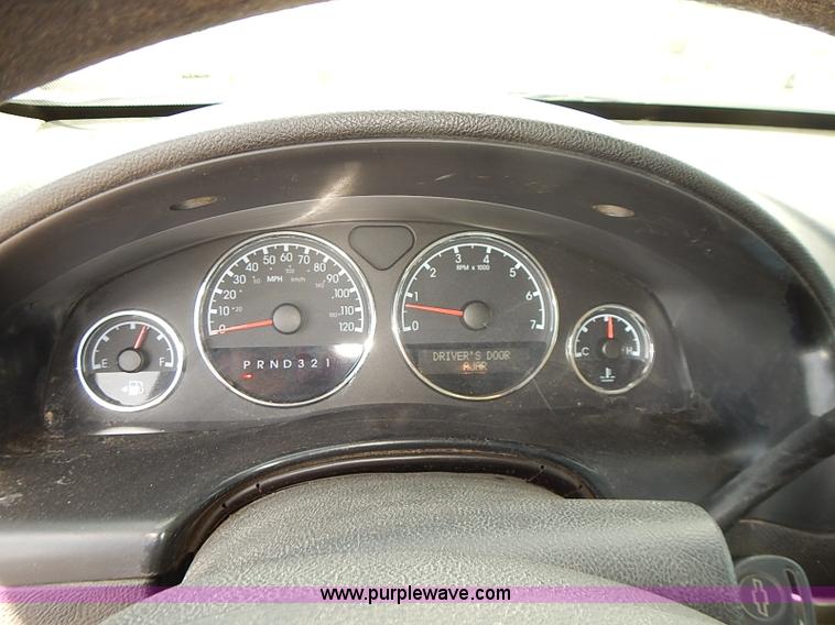 image for item E7793 2008 Chevrolet Uplander LS van