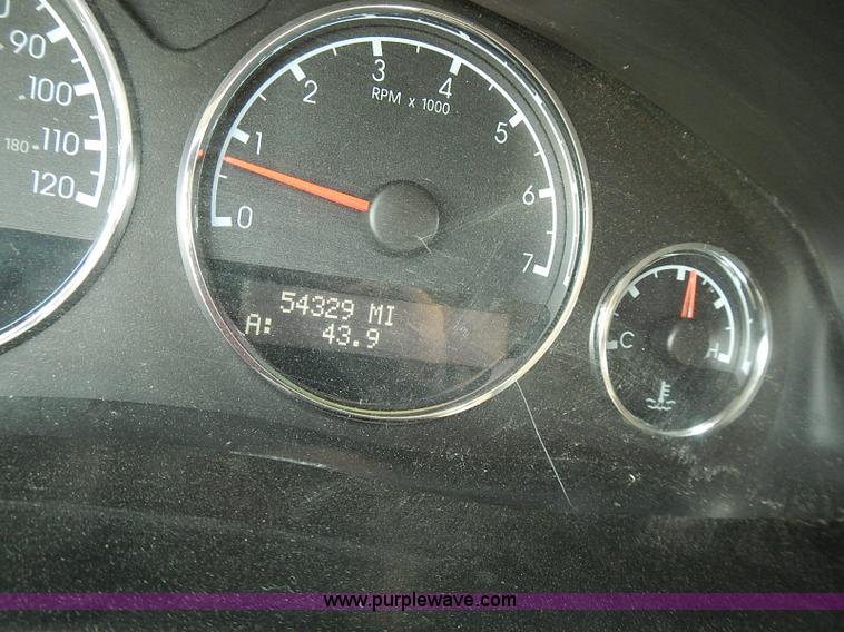 image for item E7793 2008 Chevrolet Uplander LS van