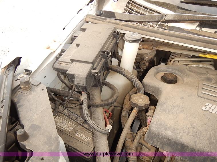 image for item E7793 2008 Chevrolet Uplander LS van