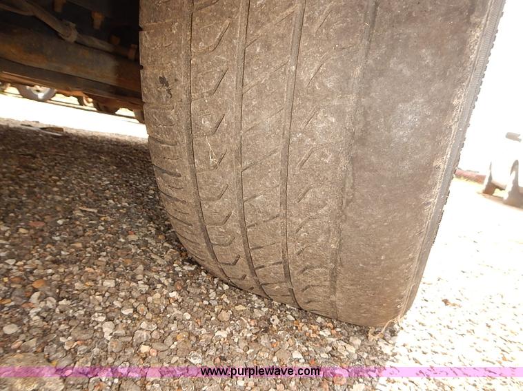 image for item E7793 2008 Chevrolet Uplander LS van