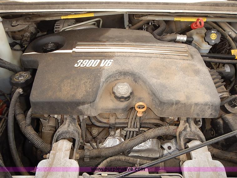 image for item E7794 2008 Chevrolet Uplander LS van