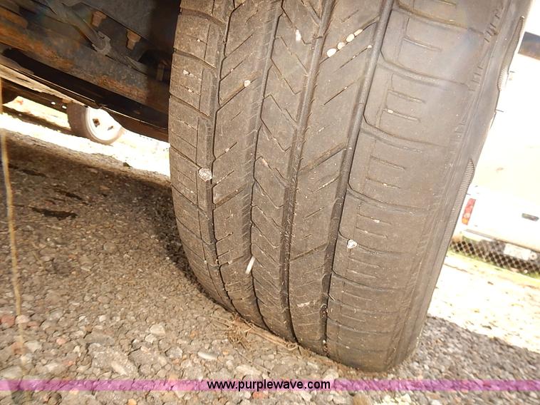 image for item E7794 2008 Chevrolet Uplander LS van