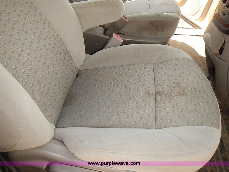 image for item E7794 2008 Chevrolet Uplander LS van