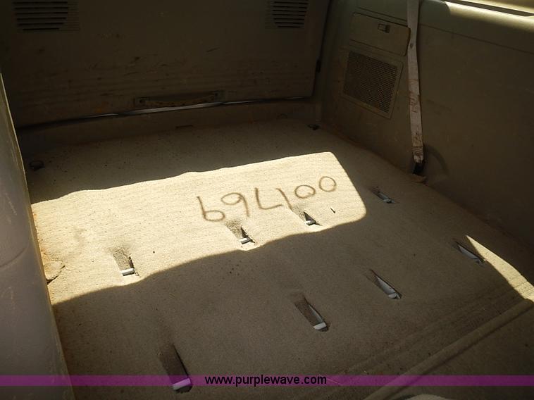 image for item E7794 2008 Chevrolet Uplander LS van