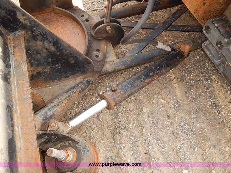 image for item E7796 1976 Bombardier SW48F75 track plow