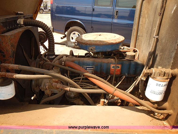 image for item E7796 1976 Bombardier SW48F75 track plow