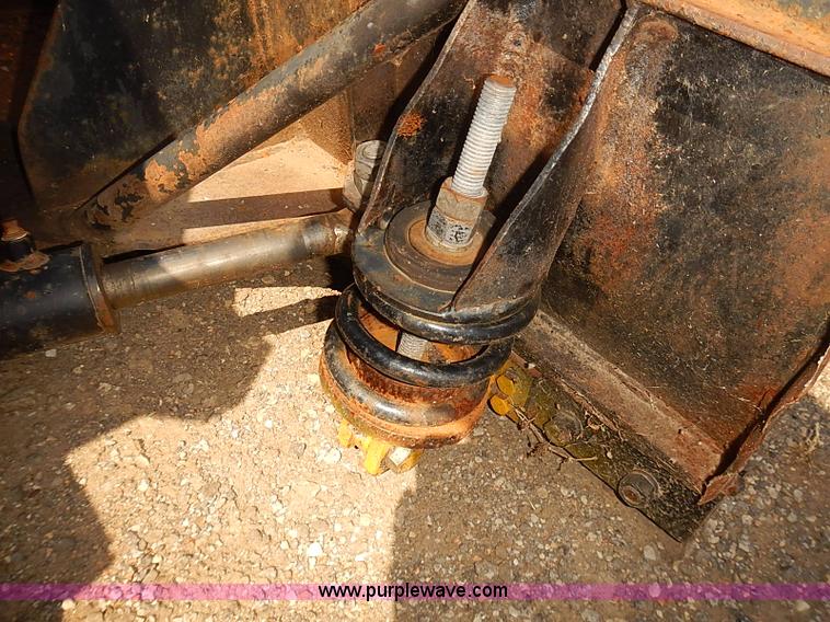 image for item E7796 1976 Bombardier SW48F75 track plow