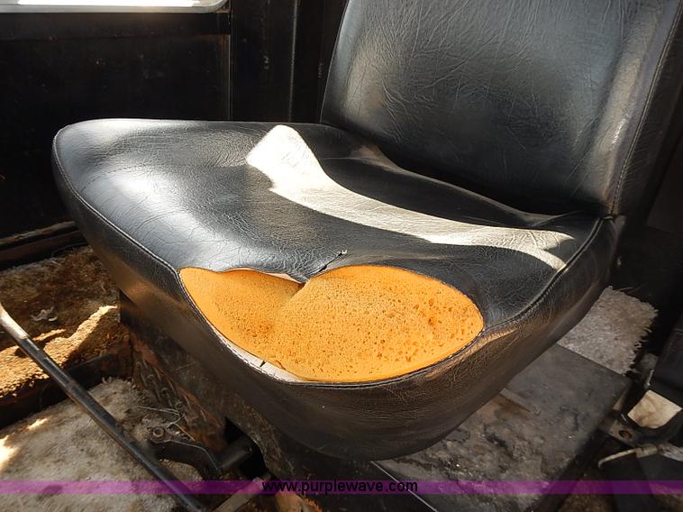 image for item E7796 1976 Bombardier SW48F75 track plow