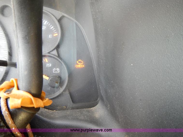 image for item E7797 2003 Chevrolet Express 2500 Cargo van