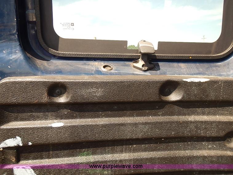 image for item E7797 2003 Chevrolet Express 2500 Cargo van