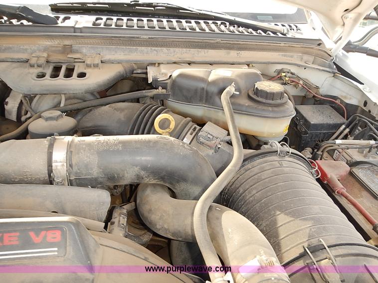 image for item E7798 2006 Ford F250 Super Duty SuperCab utility truck