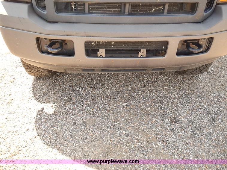 image for item E7798 2006 Ford F250 Super Duty SuperCab utility truck