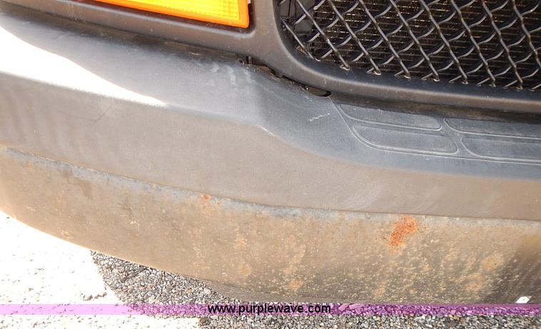 image for item E7799 2005 Chevrolet Express 2500 Cargo van
